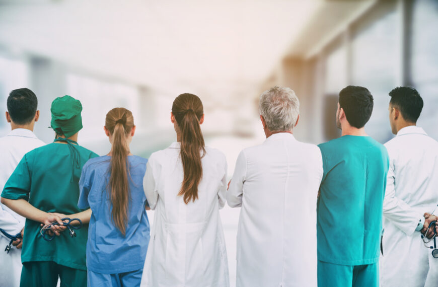 O papel da equipe multidisciplinar na cirurgia de mudança de sexo
